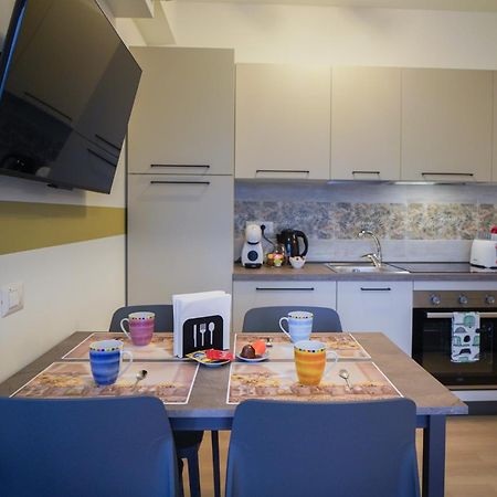 Gelsomino Suite Leonardo Academy, Mxp & Laghi Sesto Calende Kültér fotó