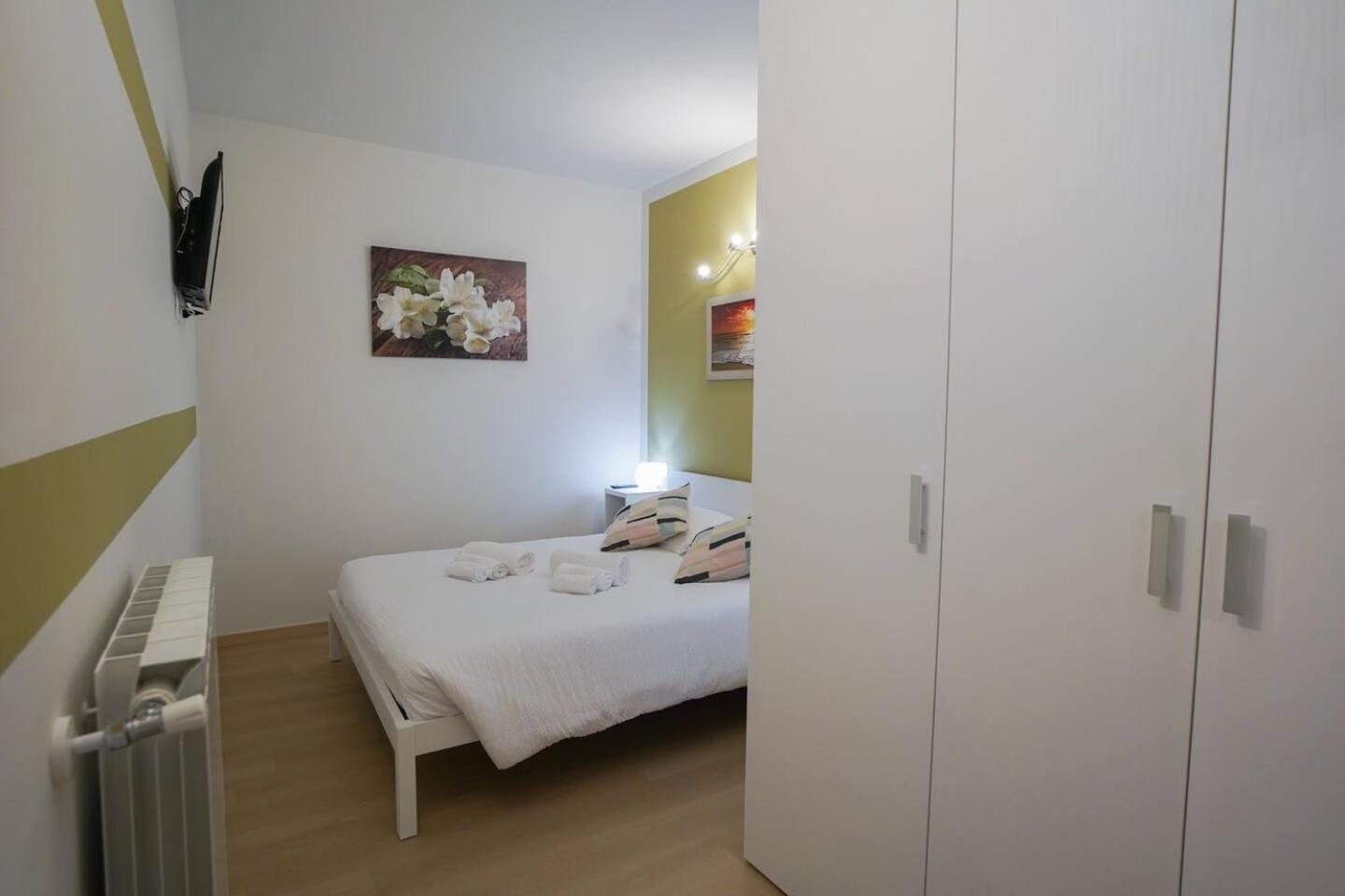 Gelsomino Suite Leonardo Academy, Mxp & Laghi Sesto Calende Kültér fotó